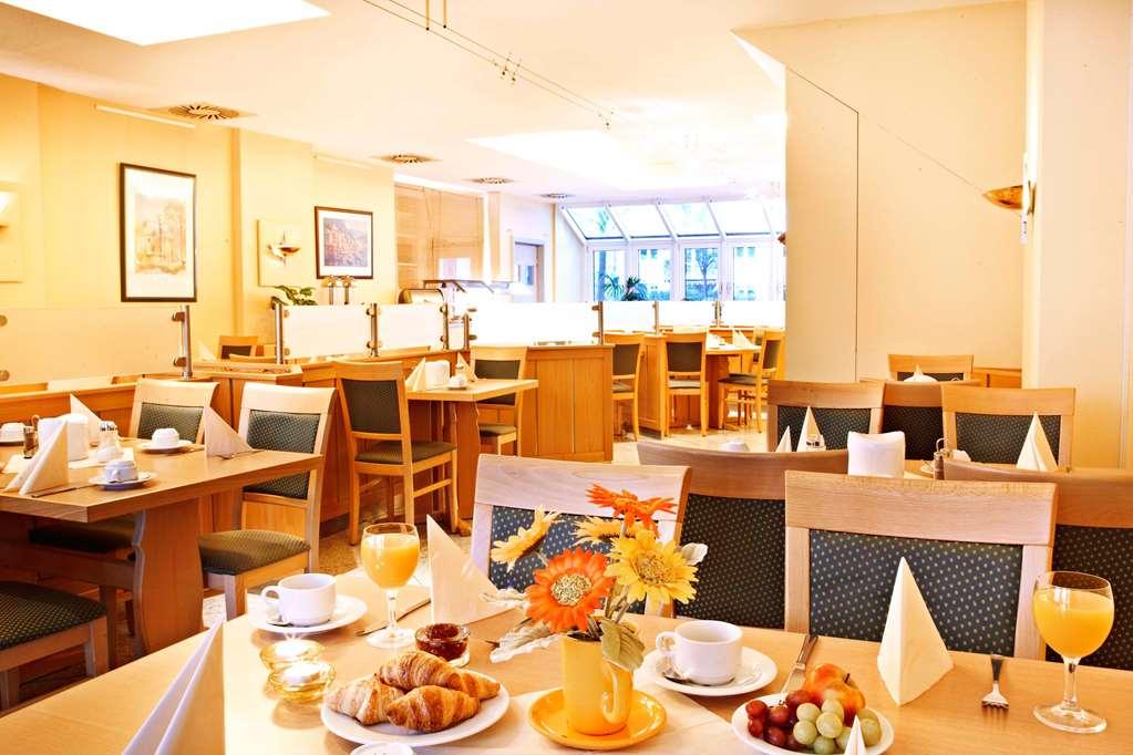 Hotel B99 Offenbach-sur-le-Main Restaurant photo