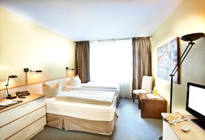 Hotel B99 Offenbach-sur-le-Main Chambre photo